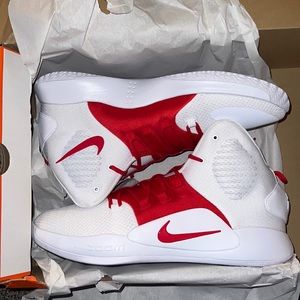 Hyper Dunk Promo size 16